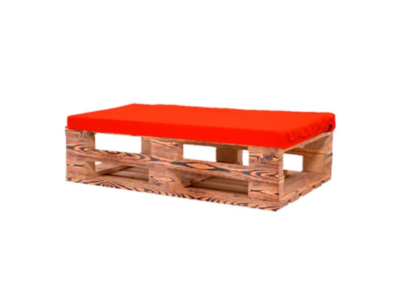 banketka-iz-pallet-obozhzhyonnaya-s-krasnoy-podushkoy-art-2025-new-ava-big-1.jpg