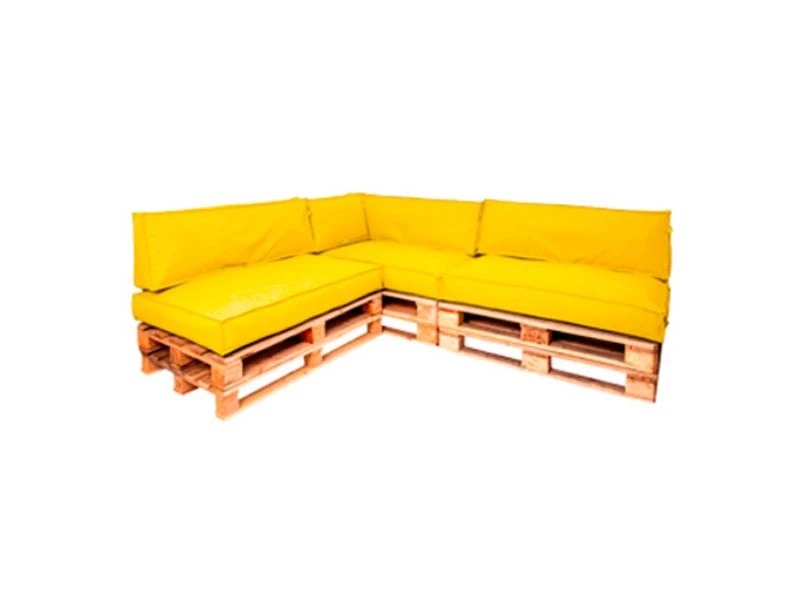 divan-iz-pallet-uglovoy-derevyannyy-s-zheltoy-podushkoy-art-2025-new-ava-big-1.jpg